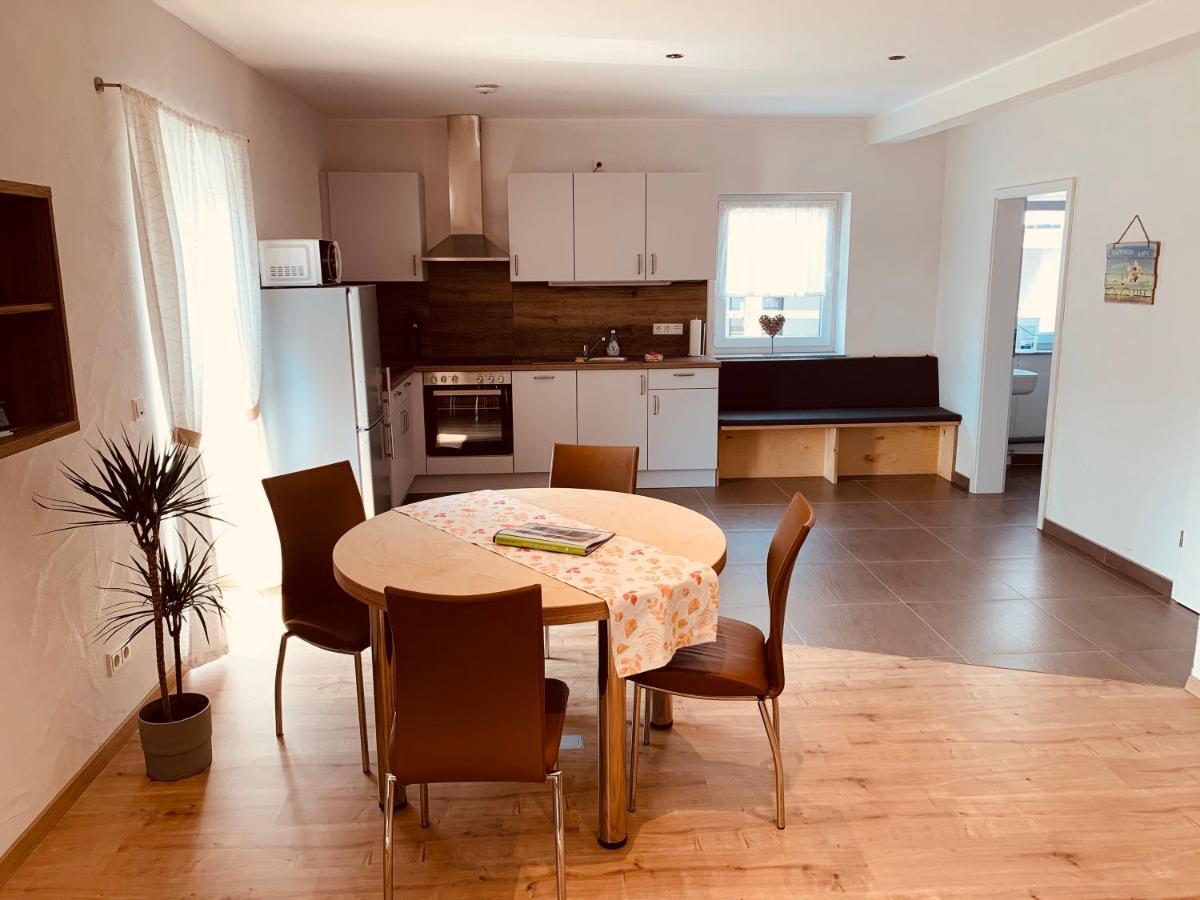 Ferienwohnung Bad Camberg - Apartment 3 Hoelzer ภายนอก รูปภาพ