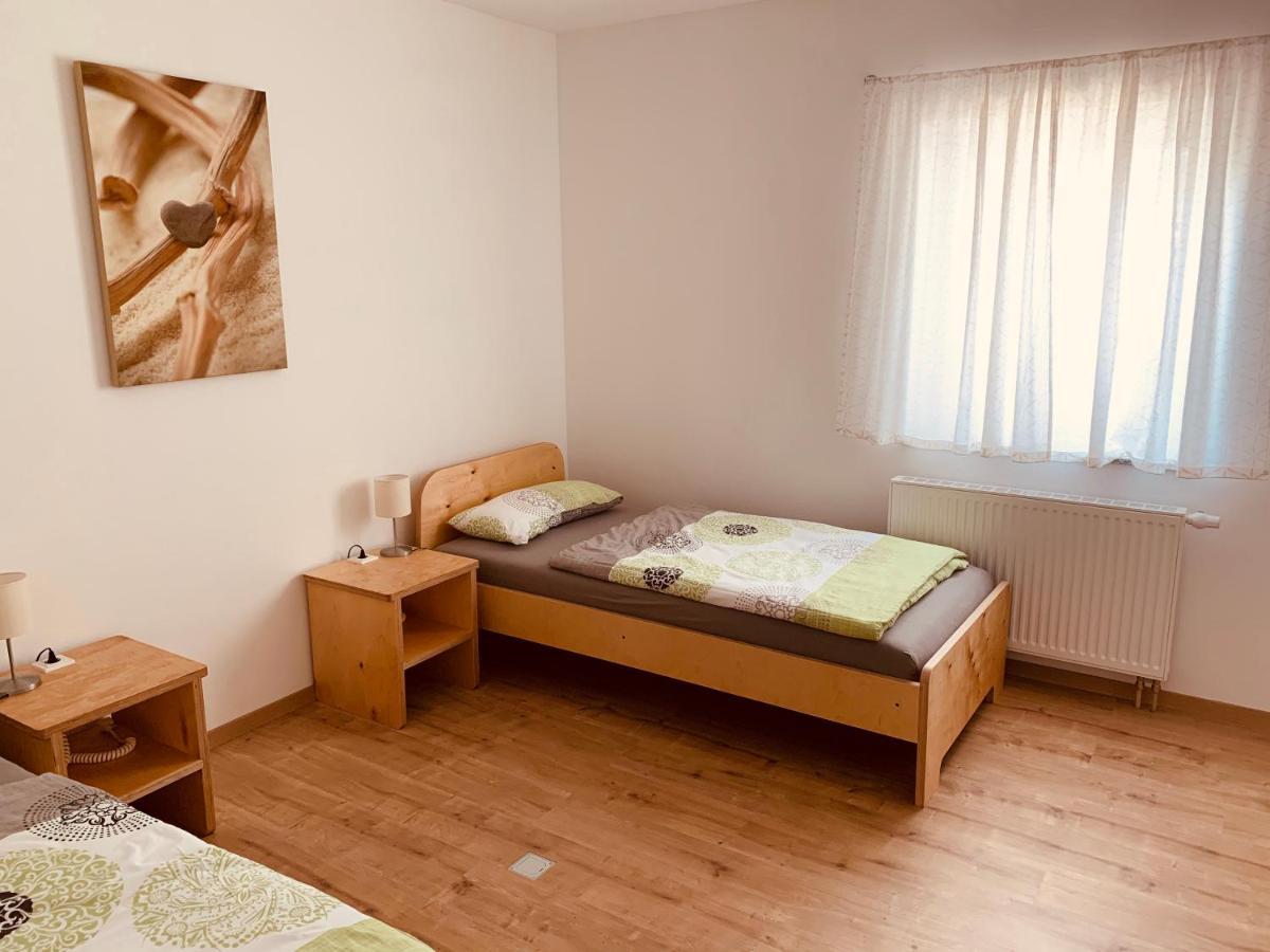 Ferienwohnung Bad Camberg - Apartment 3 Hoelzer ภายนอก รูปภาพ